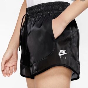 ⭐️ NIKE 🌟 Black Satin Sheen Athletic Shorts – Size Small